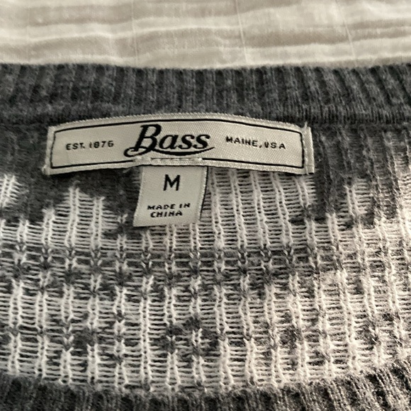 Bass Brand Sweater - Picture 2 of 5